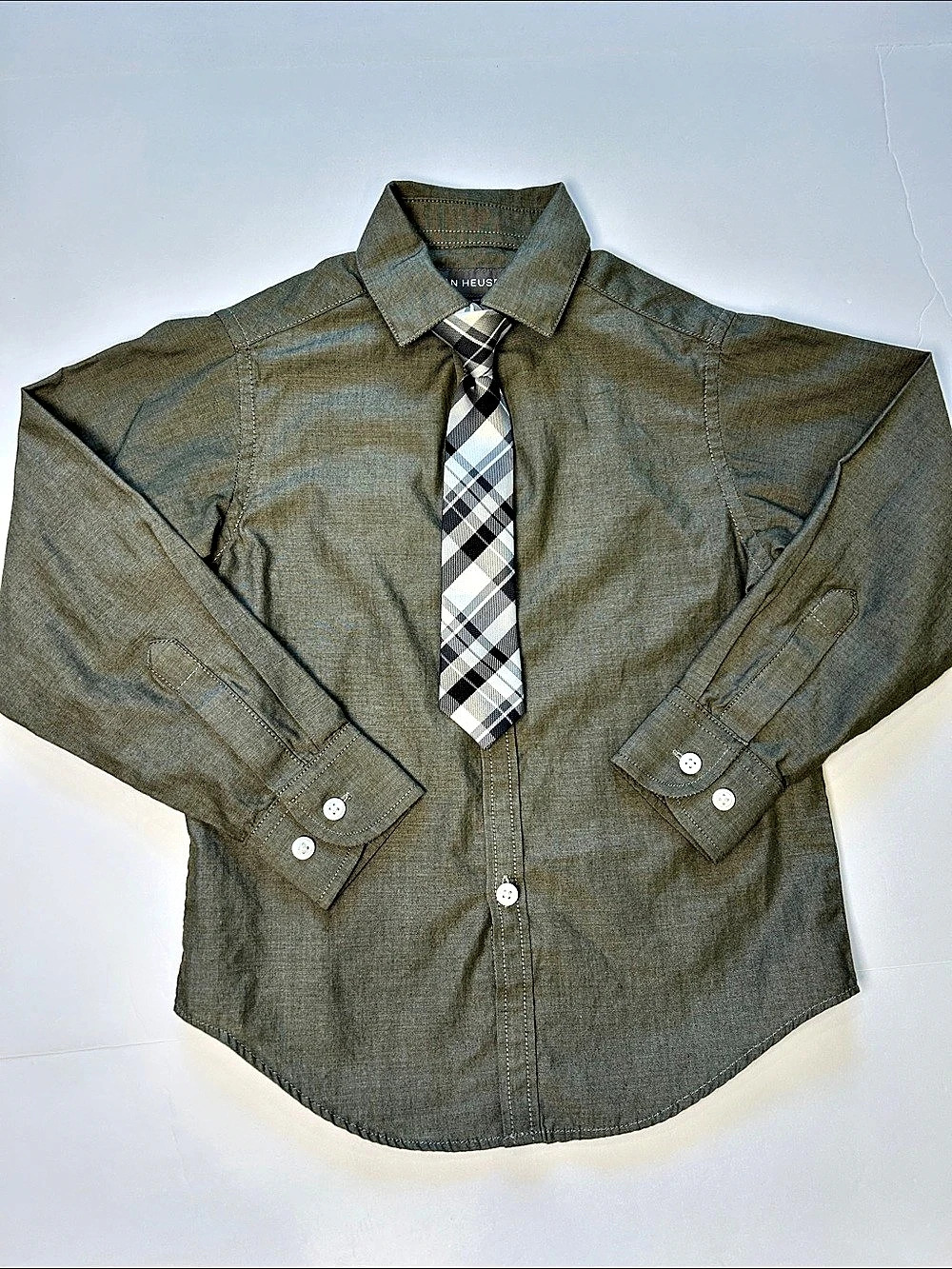 Van Heusen Boys Long Sleeve Dress Shirt and Tie Set Green | XXS - 4/5